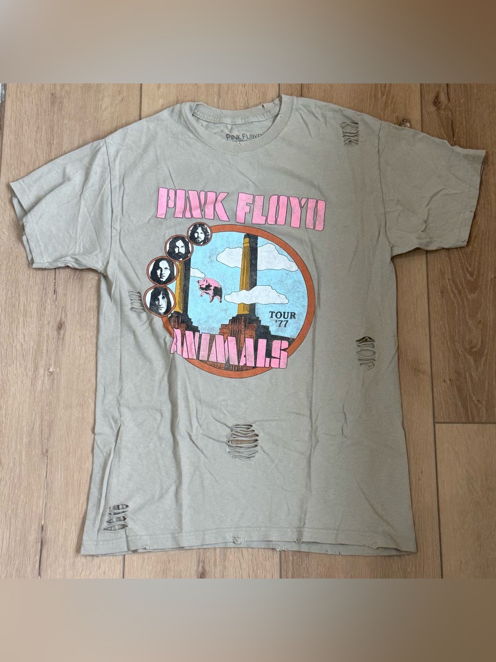 Pink Floyd Animals Tour '77 Graphic Tee